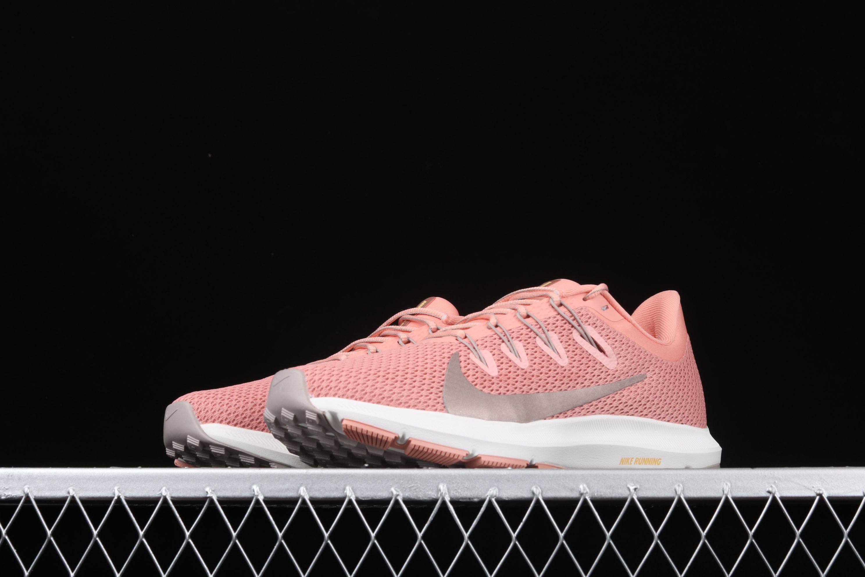 New Nike Quest 3 Pink Siver White Shoes For Women